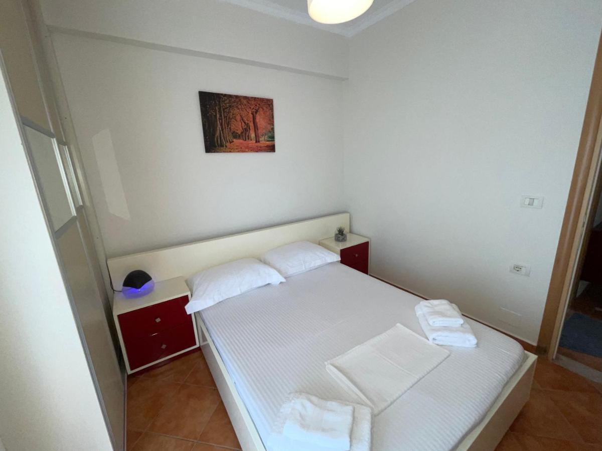 Saranda Central Apartment Exterior photo